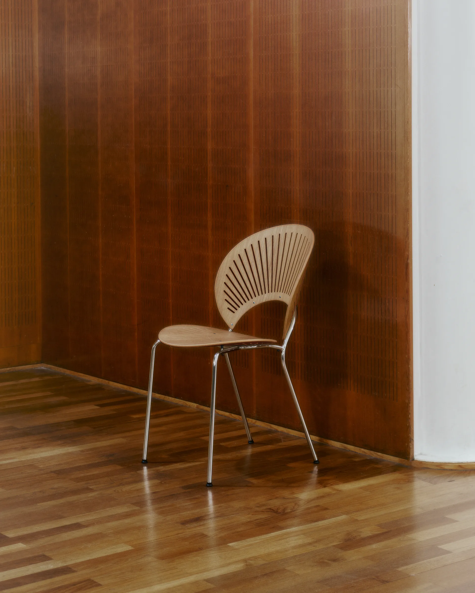 Trinidad 3398 Stuhl, Geölte Eiche-Rostfritt borstat stål Fredericia Furniture