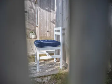 06 Stuhl - White - Fri Form