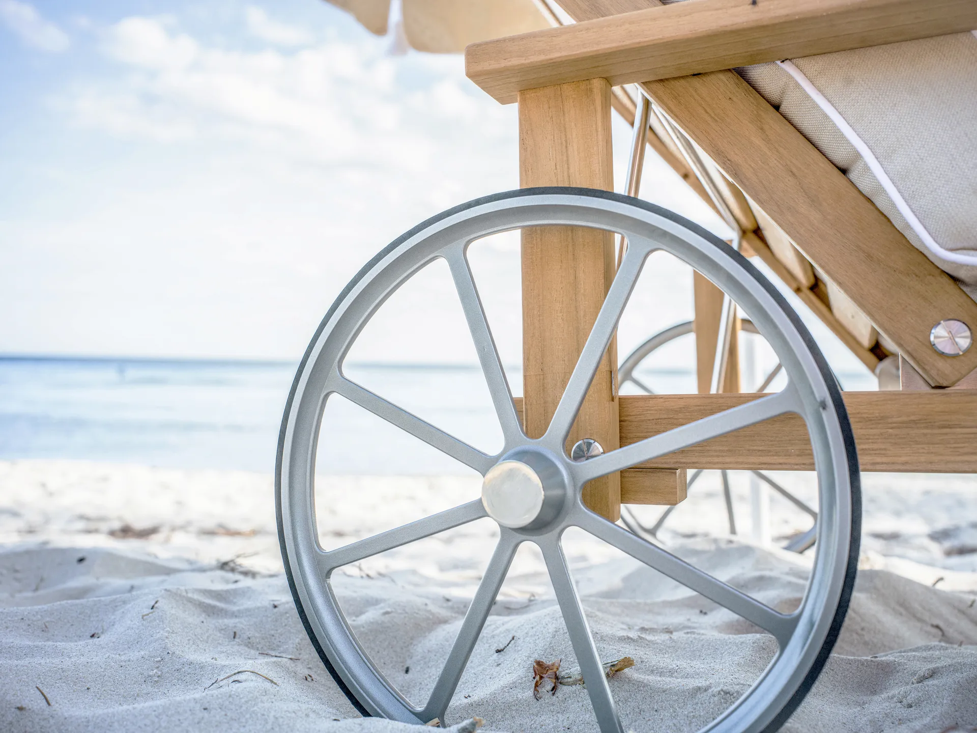 31 Liegewagen, Teak, 78x171 cm Fri Form