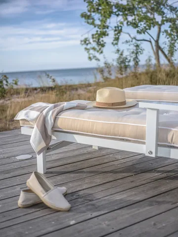 31 Liegewagen - White, 79x174 cm - Fri Form