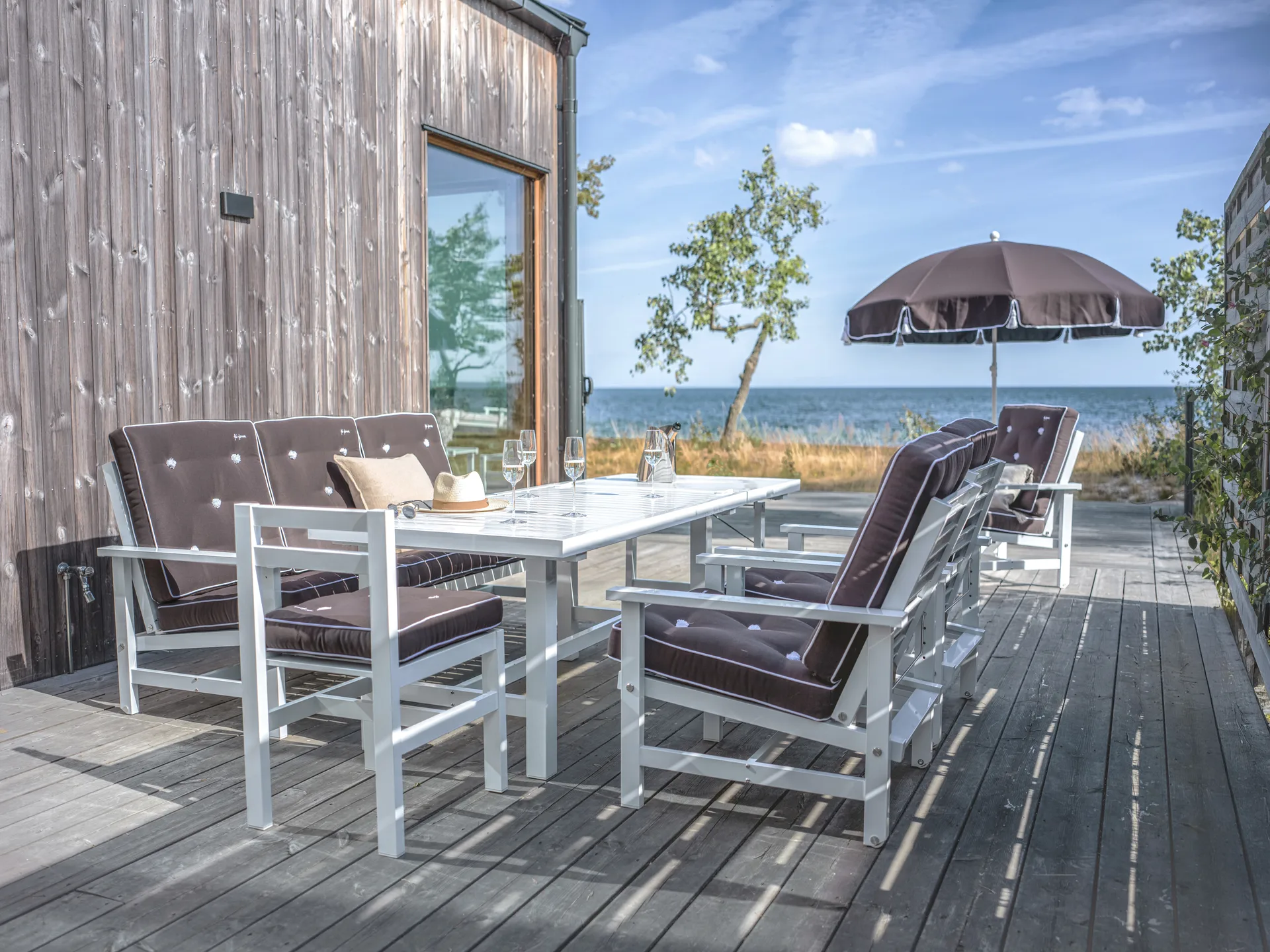 62 Tisch, White, 142x80x65,5 cm Fri Form