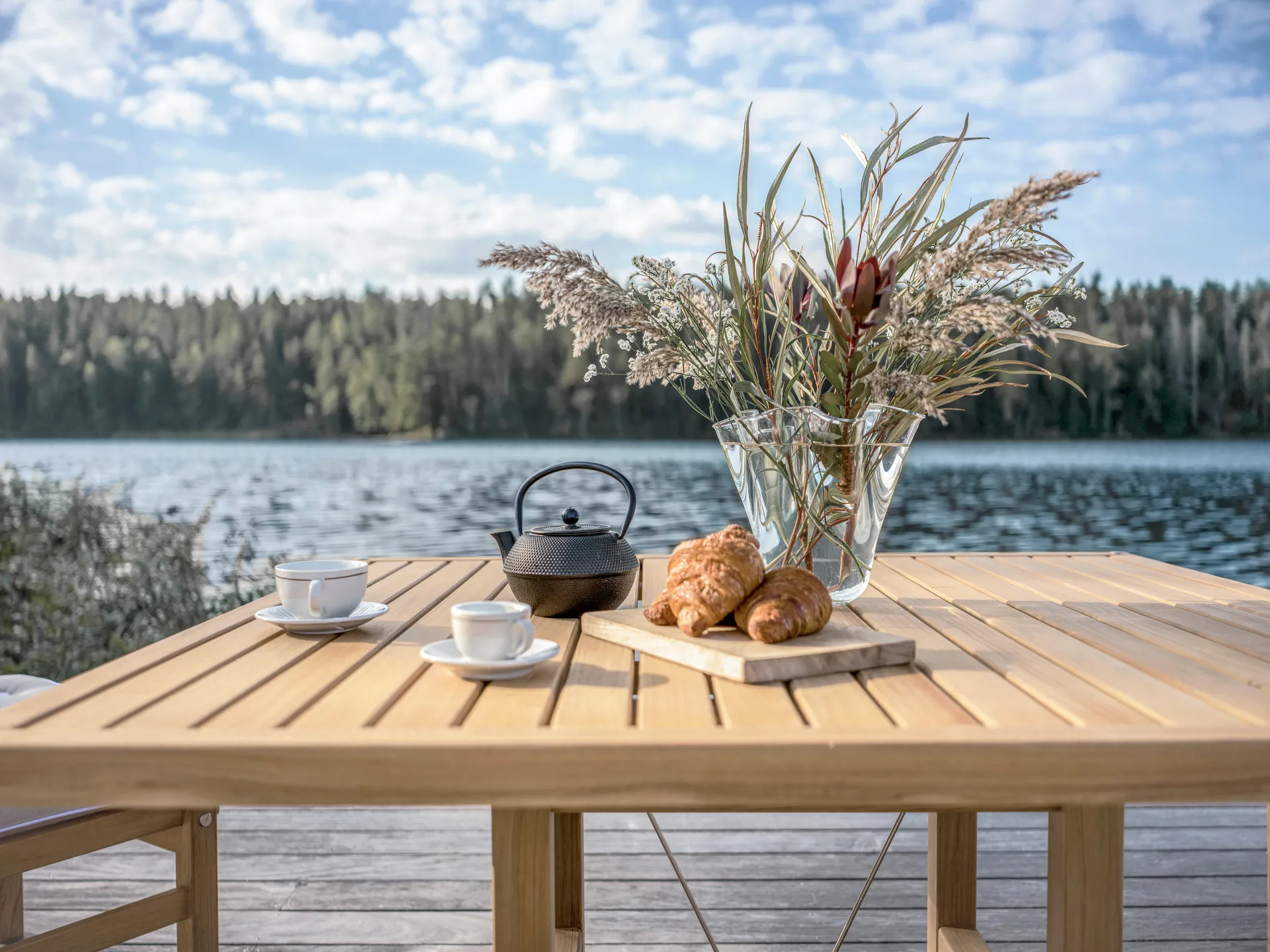 65 Tisch, Teak, 128x120x68 cm Fri Form