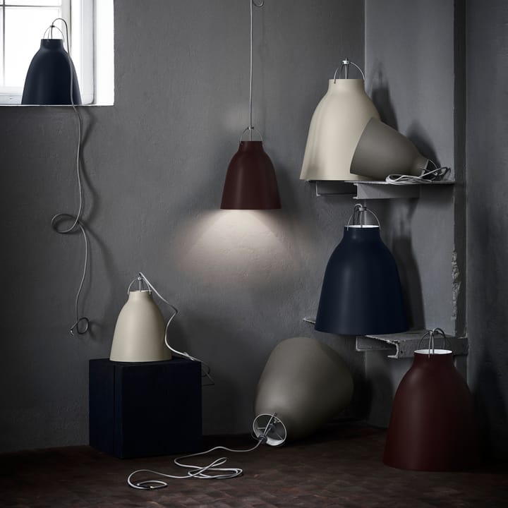 Caravaggio P2 Pendelleuchte matt, Dark sienna Fritz Hansen