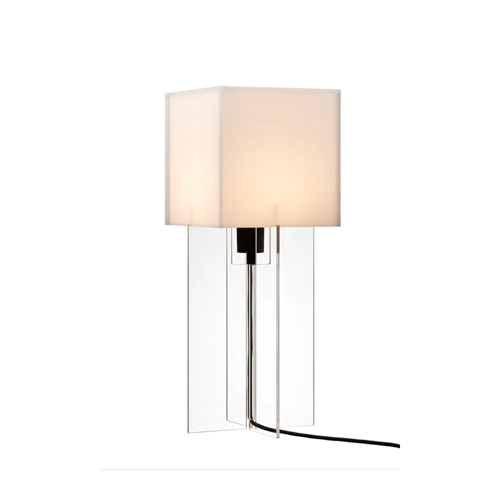 Cross-Ple x T-500 Tischleuchte, Opalgestell aus Acryl Fritz Hansen