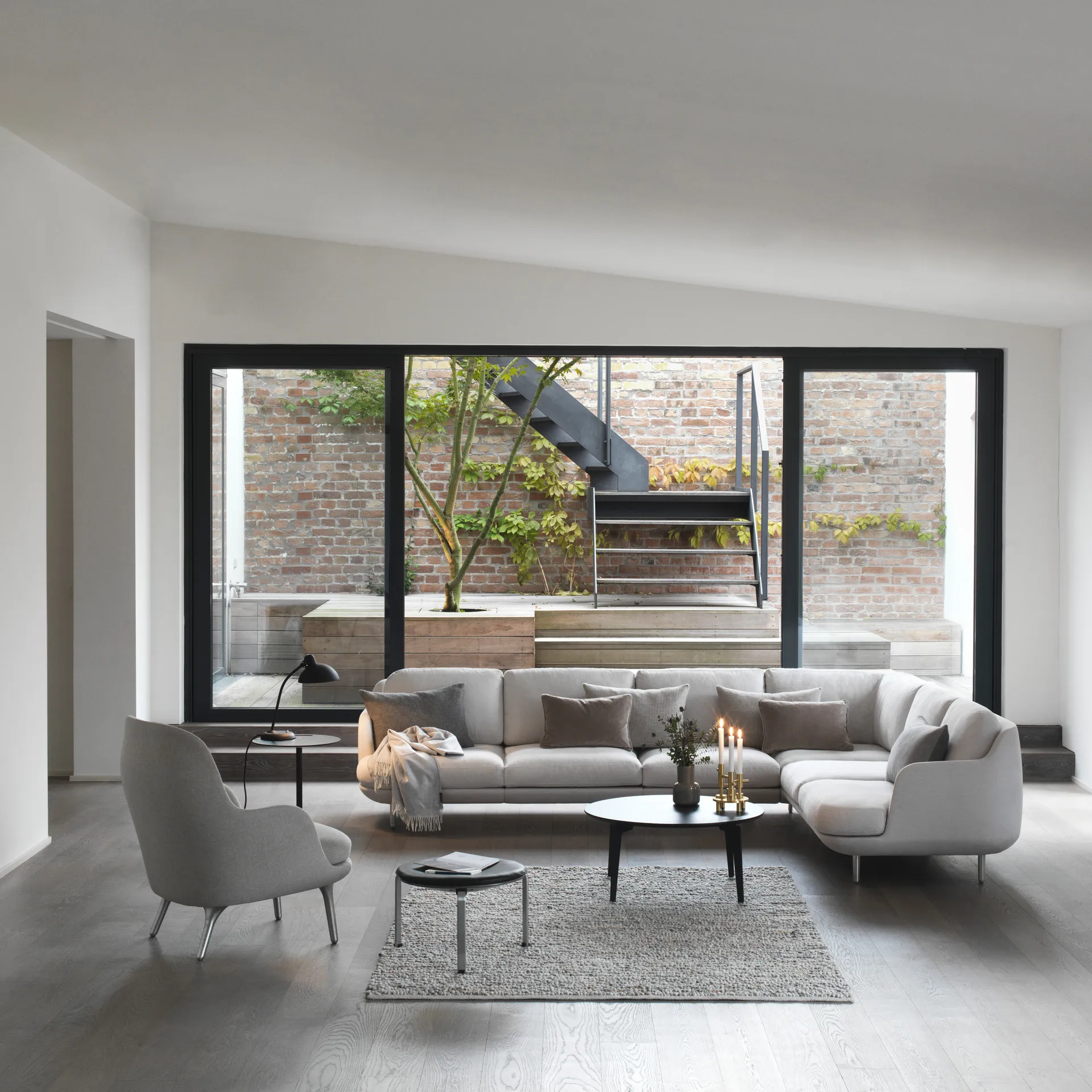 Kaiser Idell 6556-T Tischleuchte, Matt black Fritz Hansen