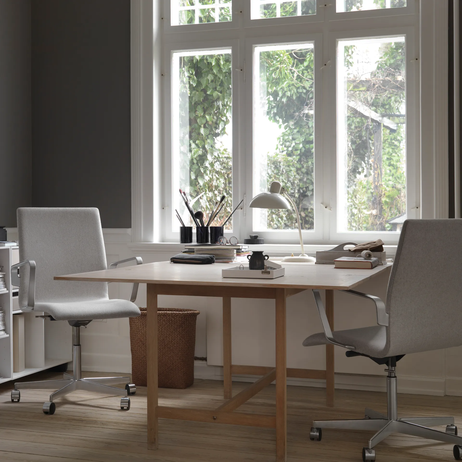 Kaiser Idell 6556-T Tischleuchte, White Fritz Hansen