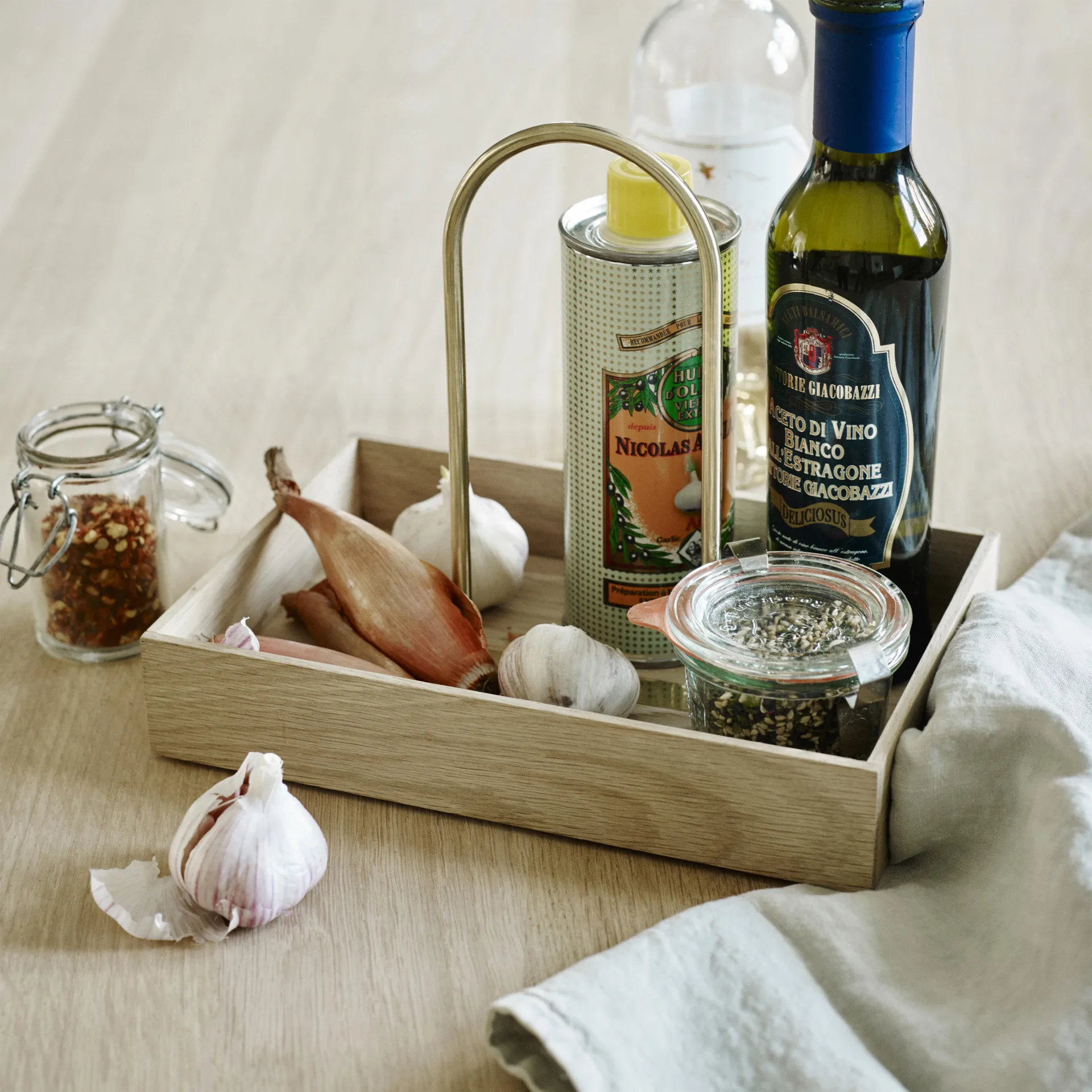 Norr Box, Eiche Fritz Hansen