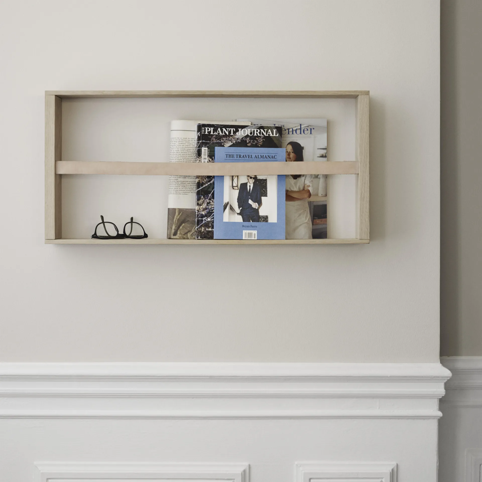 Norr Magazinhalter, Eichenholz Fritz Hansen