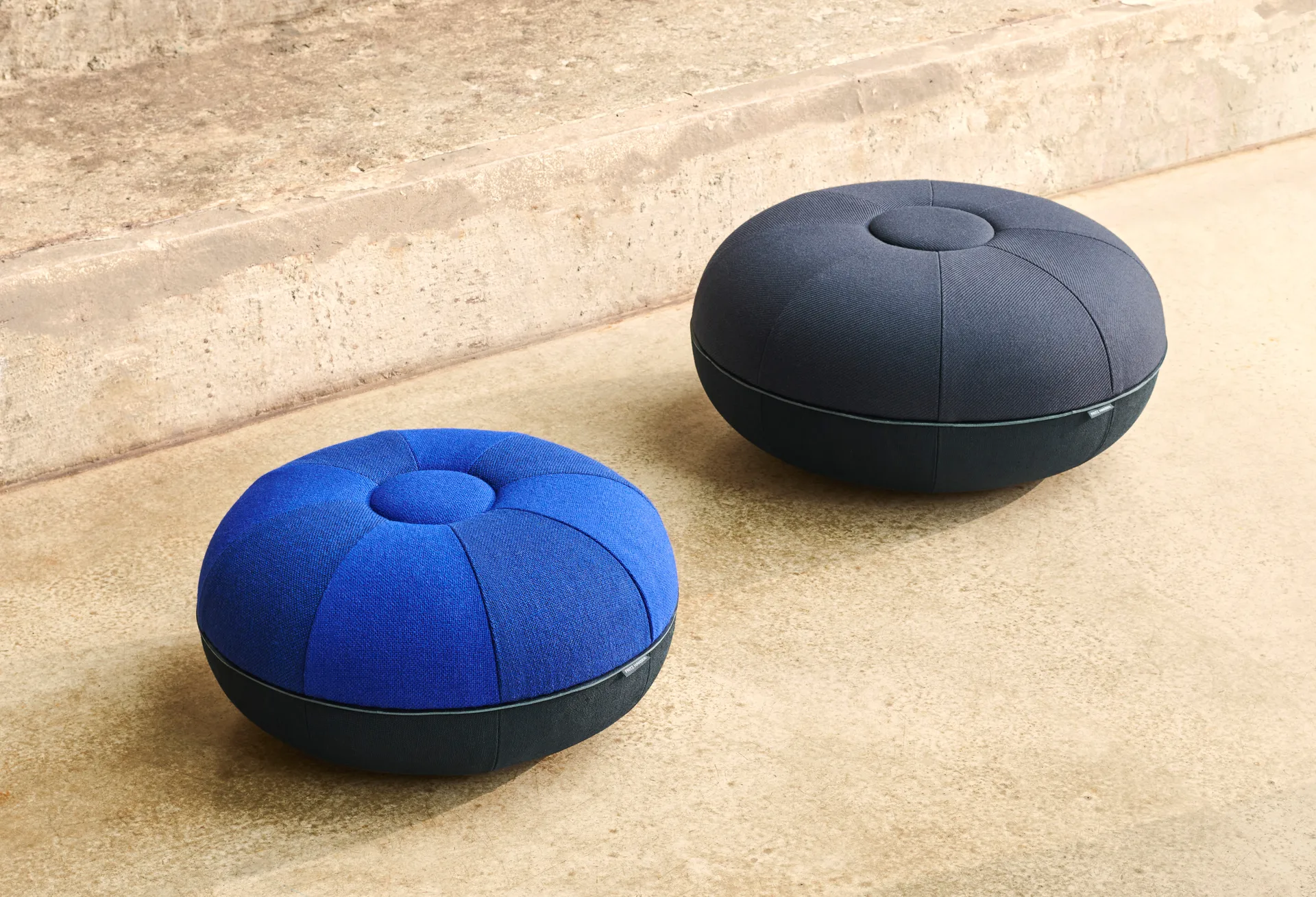 Pouf Sitzkissen small, Ultramarine Fritz Hansen