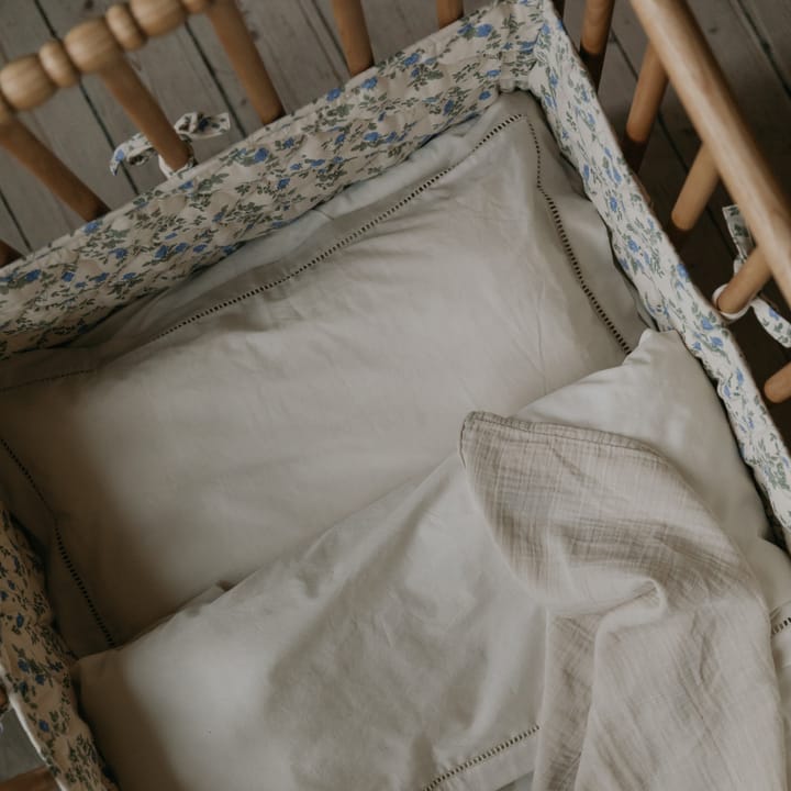 Dainty satin Steppbett Babybettschutz, 30x360 cm Garbo&Friends