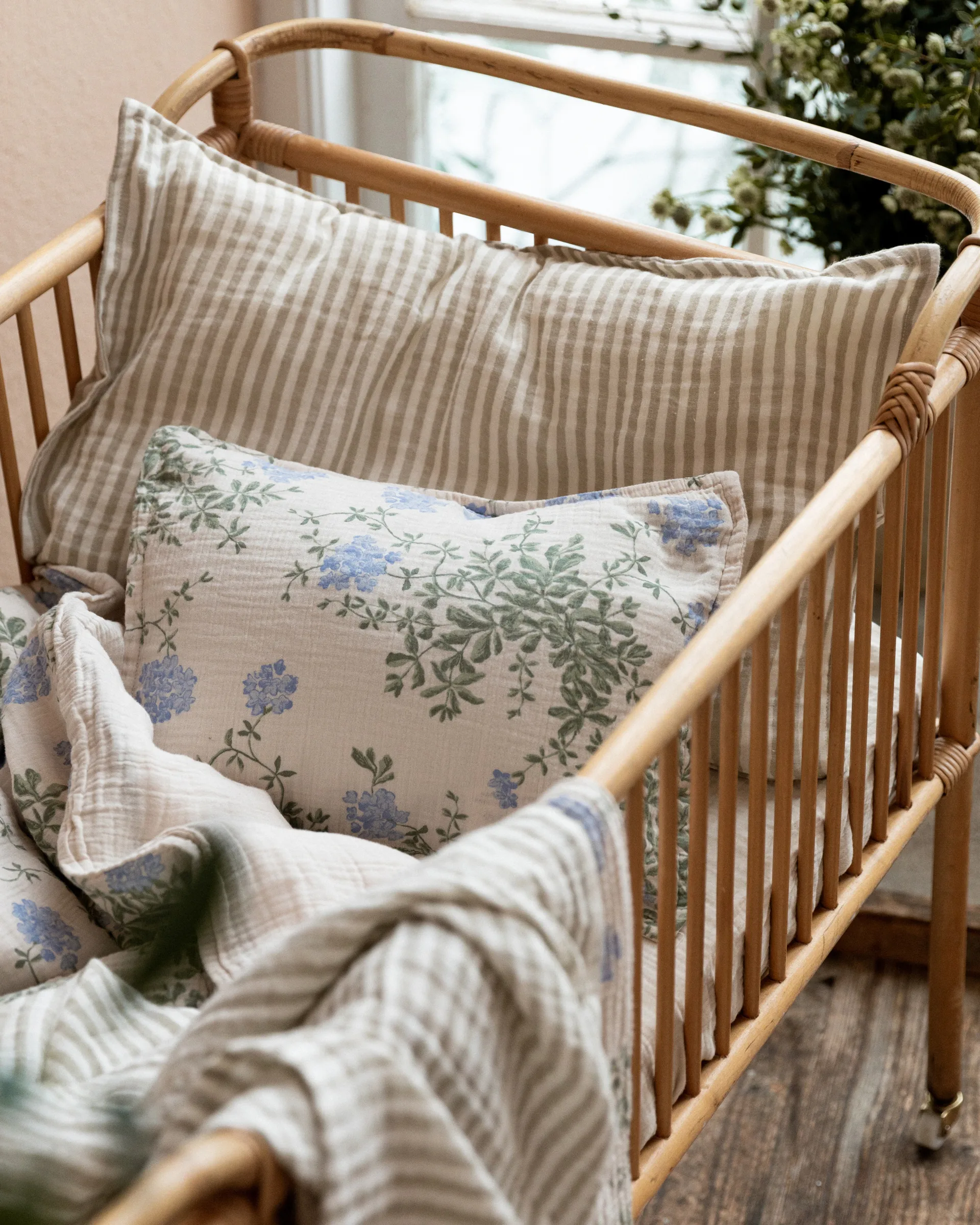 Plumbago Muslin Bettwäsche junior, 100x140 cm/40x45 cm Garbo&Friends