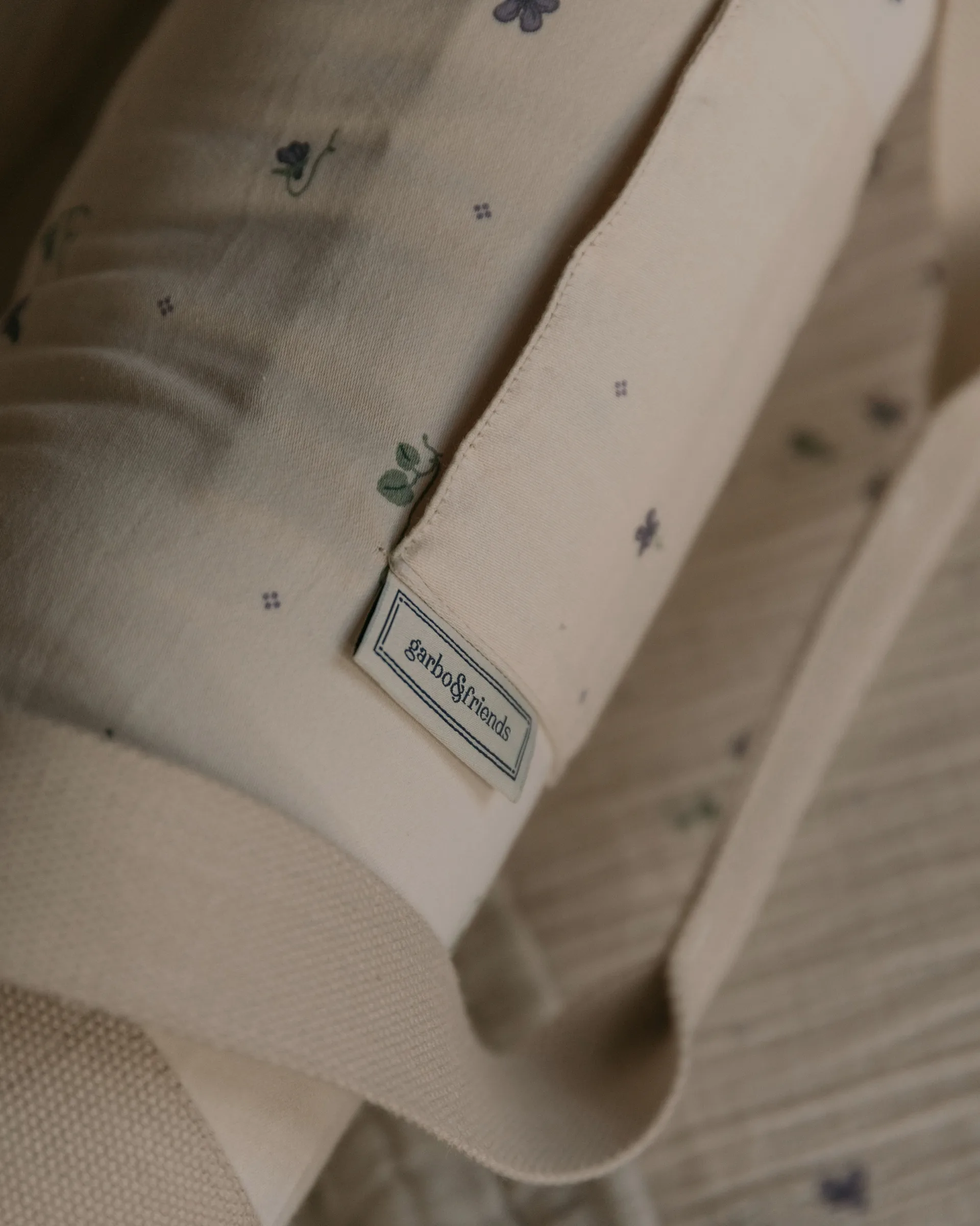 Viola Satin Babynest, 43x87x16 cm Garbo&Friends