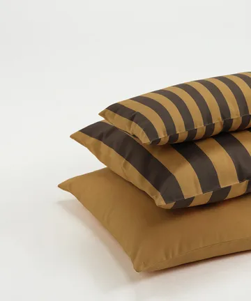 Garden Glory gestreiftes Kissen - Safrangelb-braun, 25x50 cm - Garden Glory