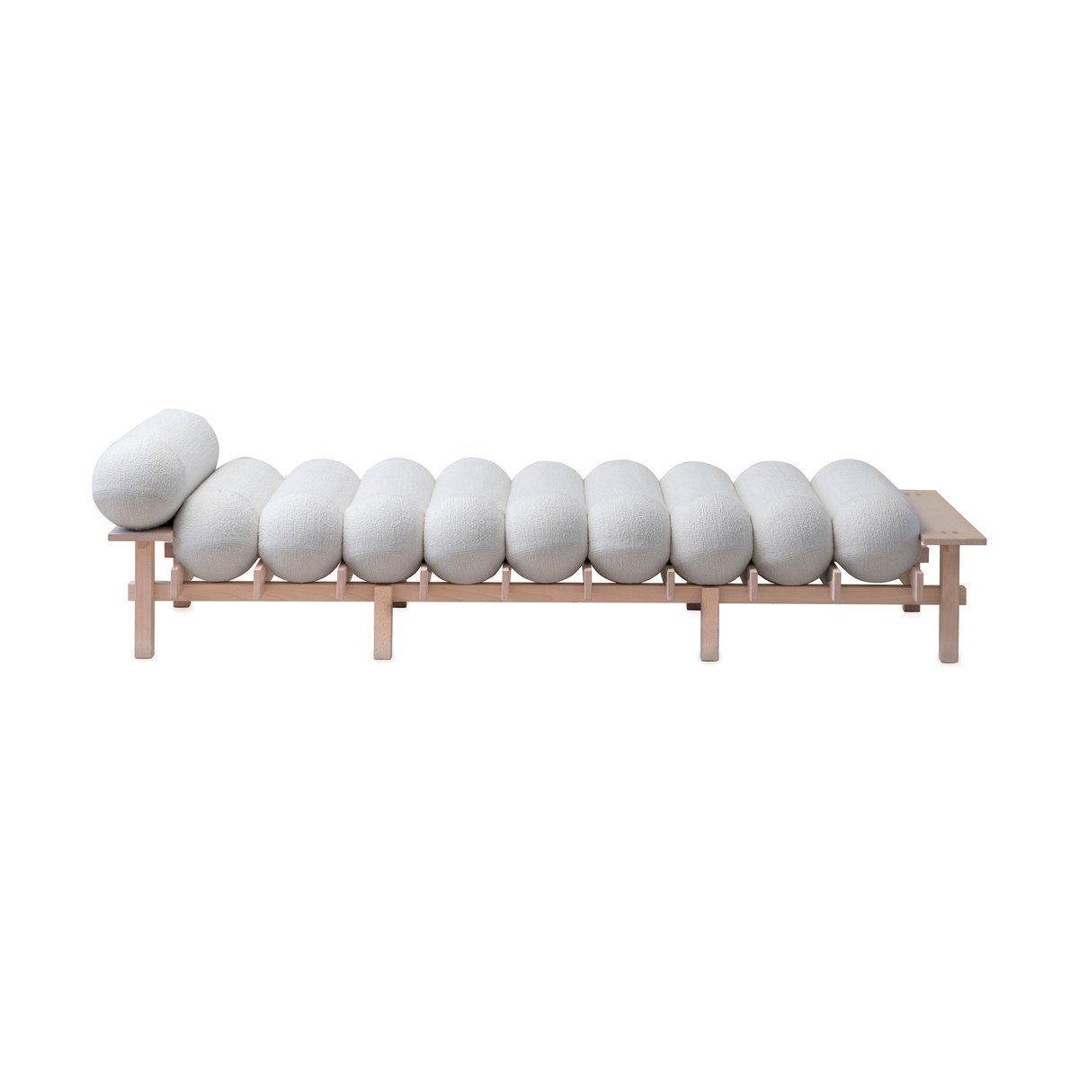 Gärsnäs Dag Tagesbett Buche-Barnum bouclé 01 Off white