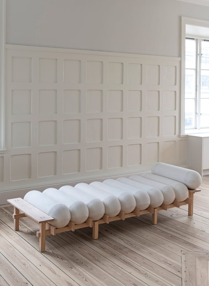 Dag Tagesbett, Buche-Barnum bouclé 01 Off white Gärsnäs
