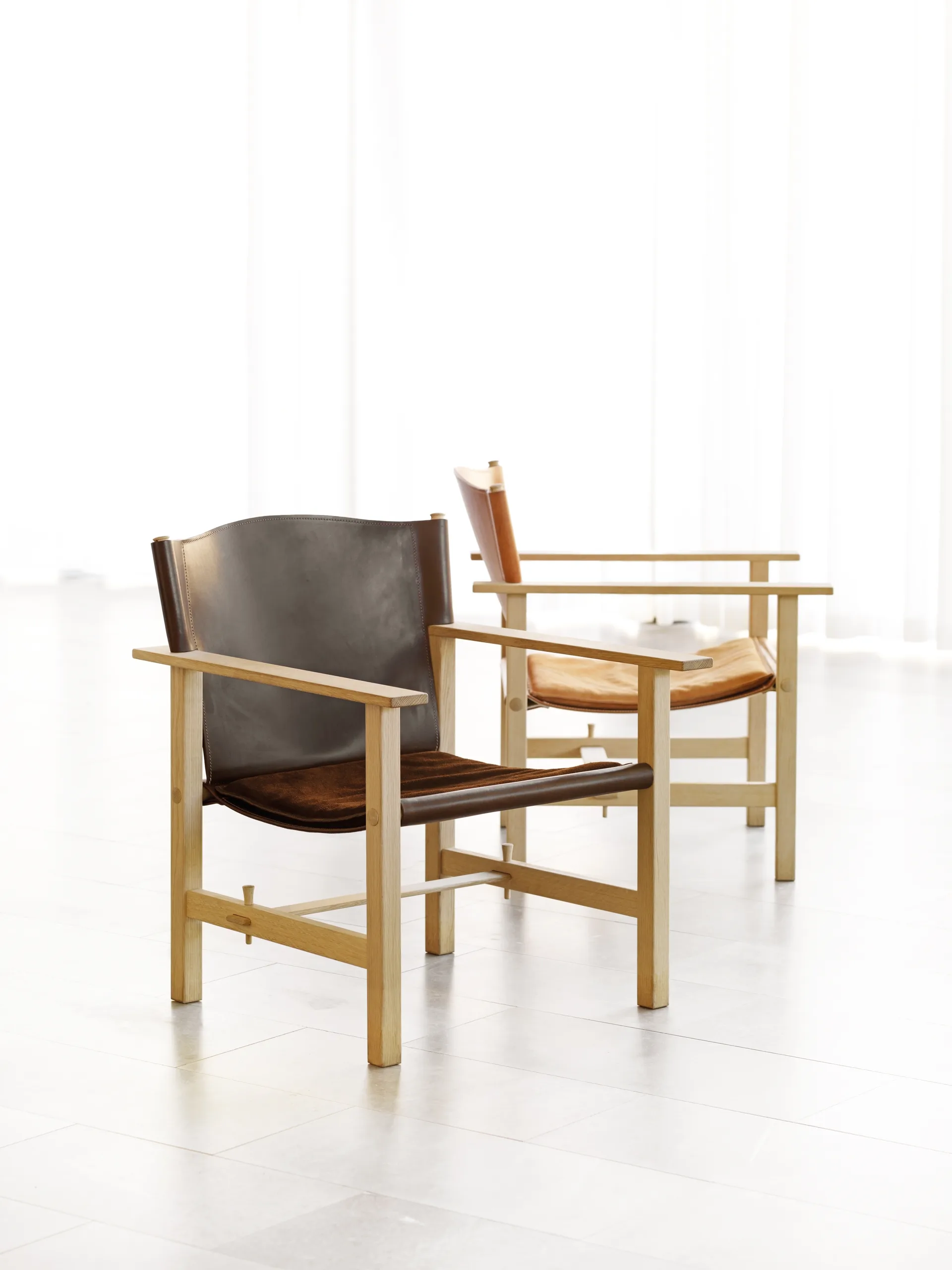 Ferdinand Sessel, Eiche-unbehandelt-Tärnsjö Leder dunkelbraun Gärsnäs