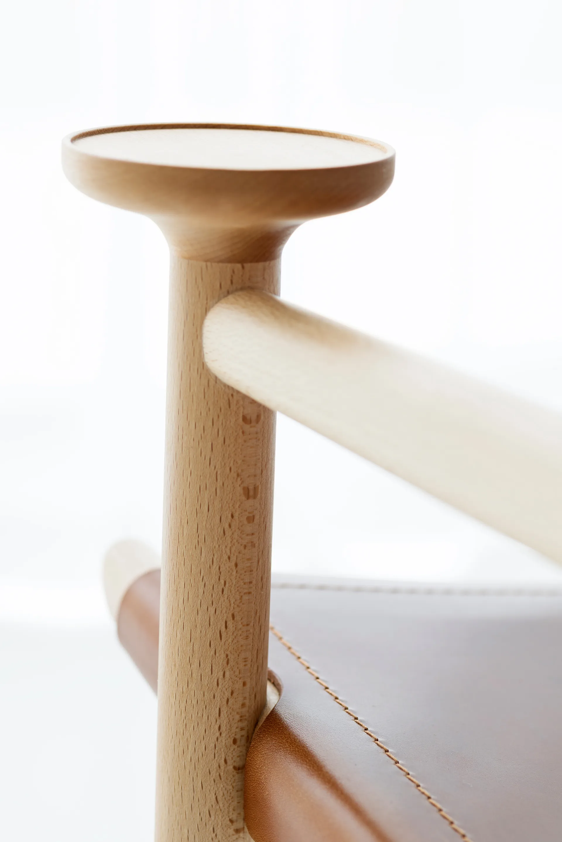 Hedwig Sessel, Buche-white-Tärnsjö Leder Cognac Gärsnäs