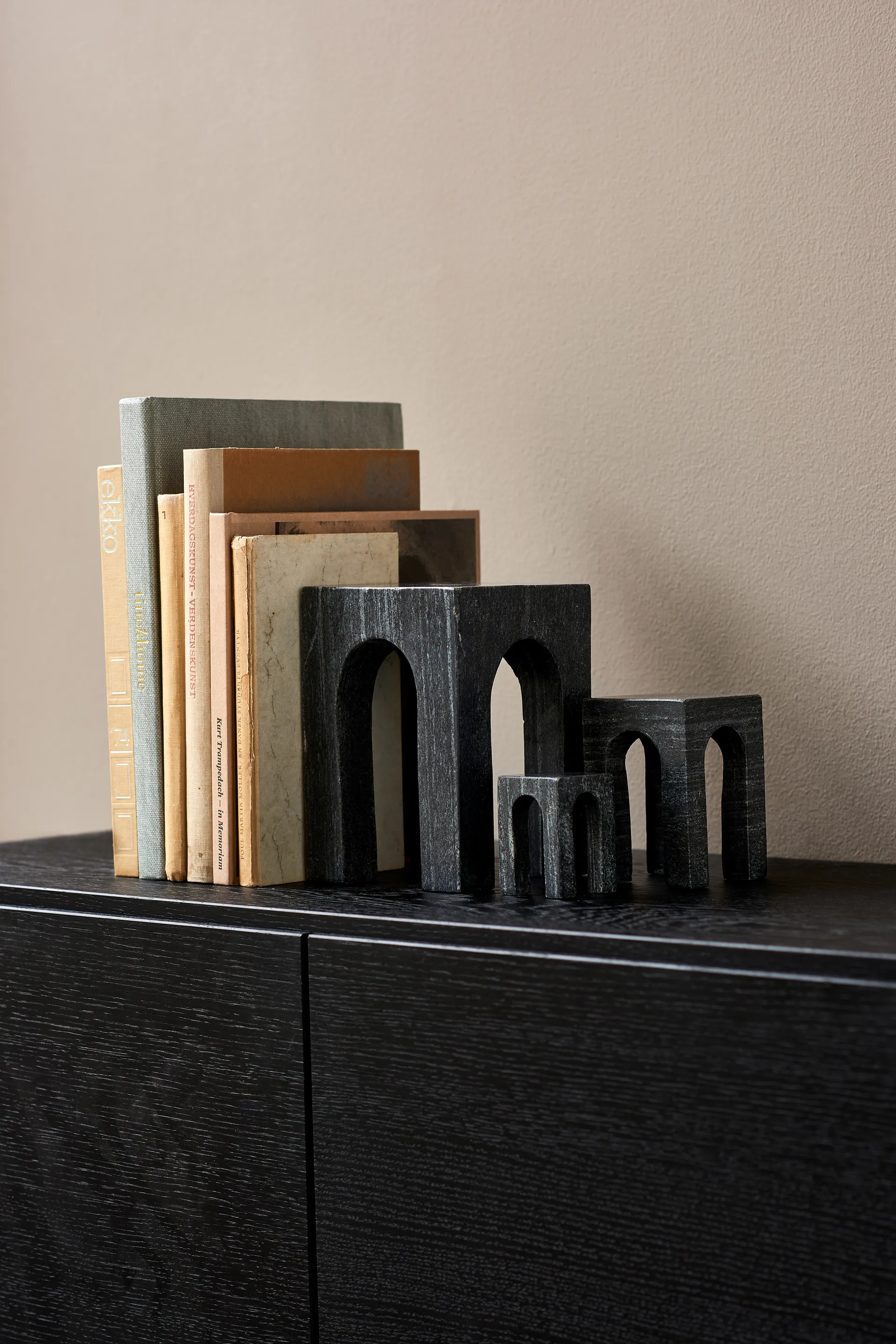 Arkis Buchstütze 3 Teile, Schwarz Gejst