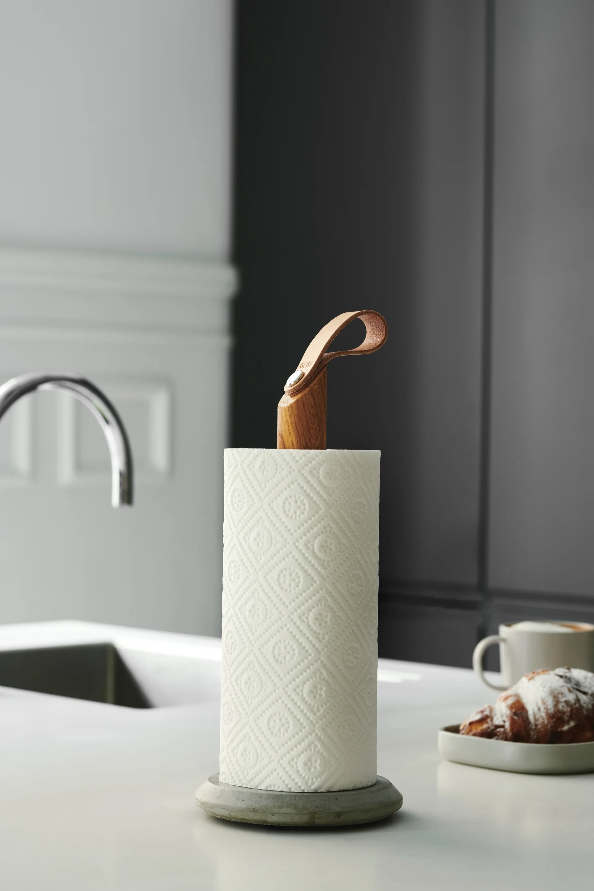 Grab Küchenrollenhalter, Eiche Gejst