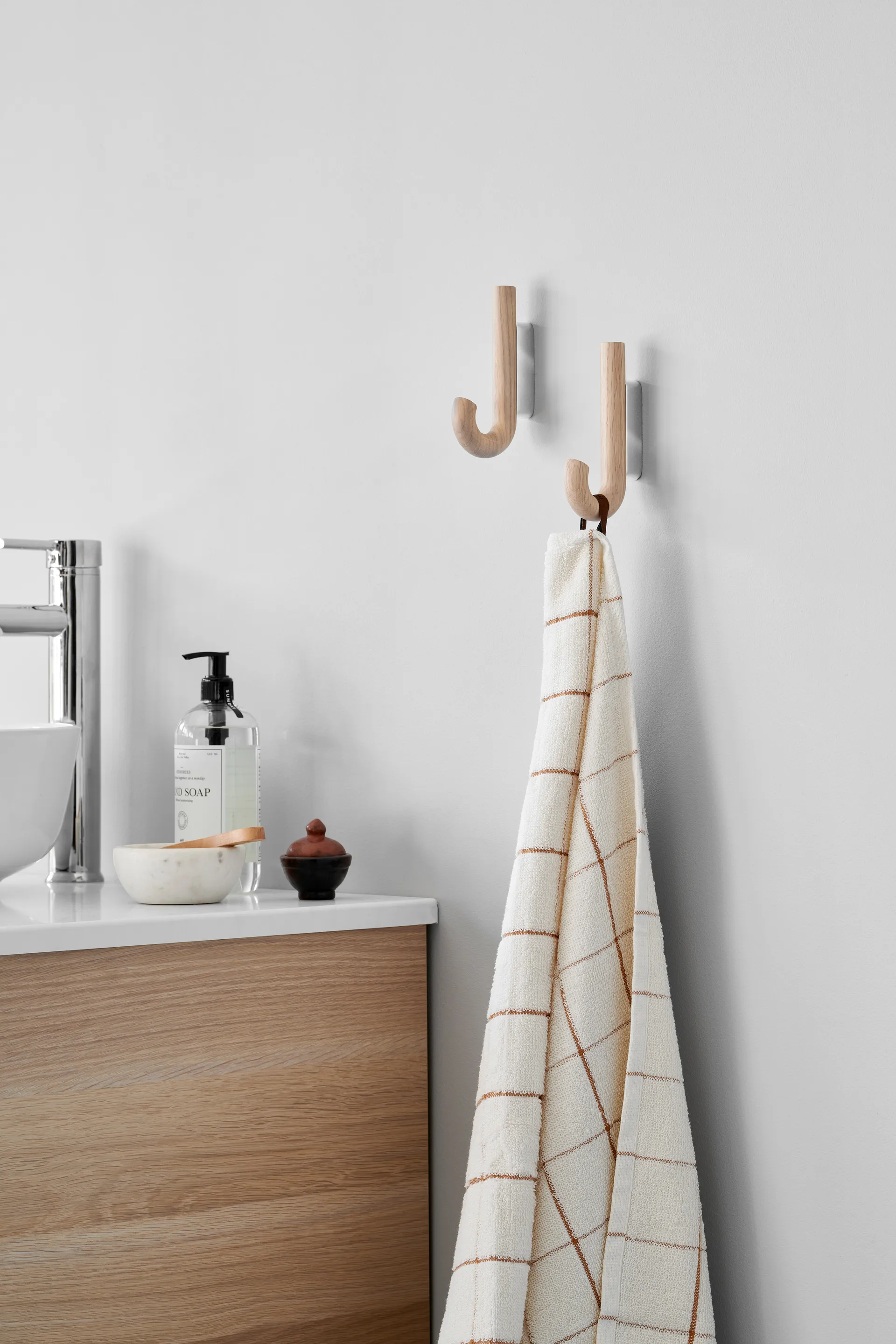 Hook Haken mini 13.3cm, Eiche-Chrom Gejst