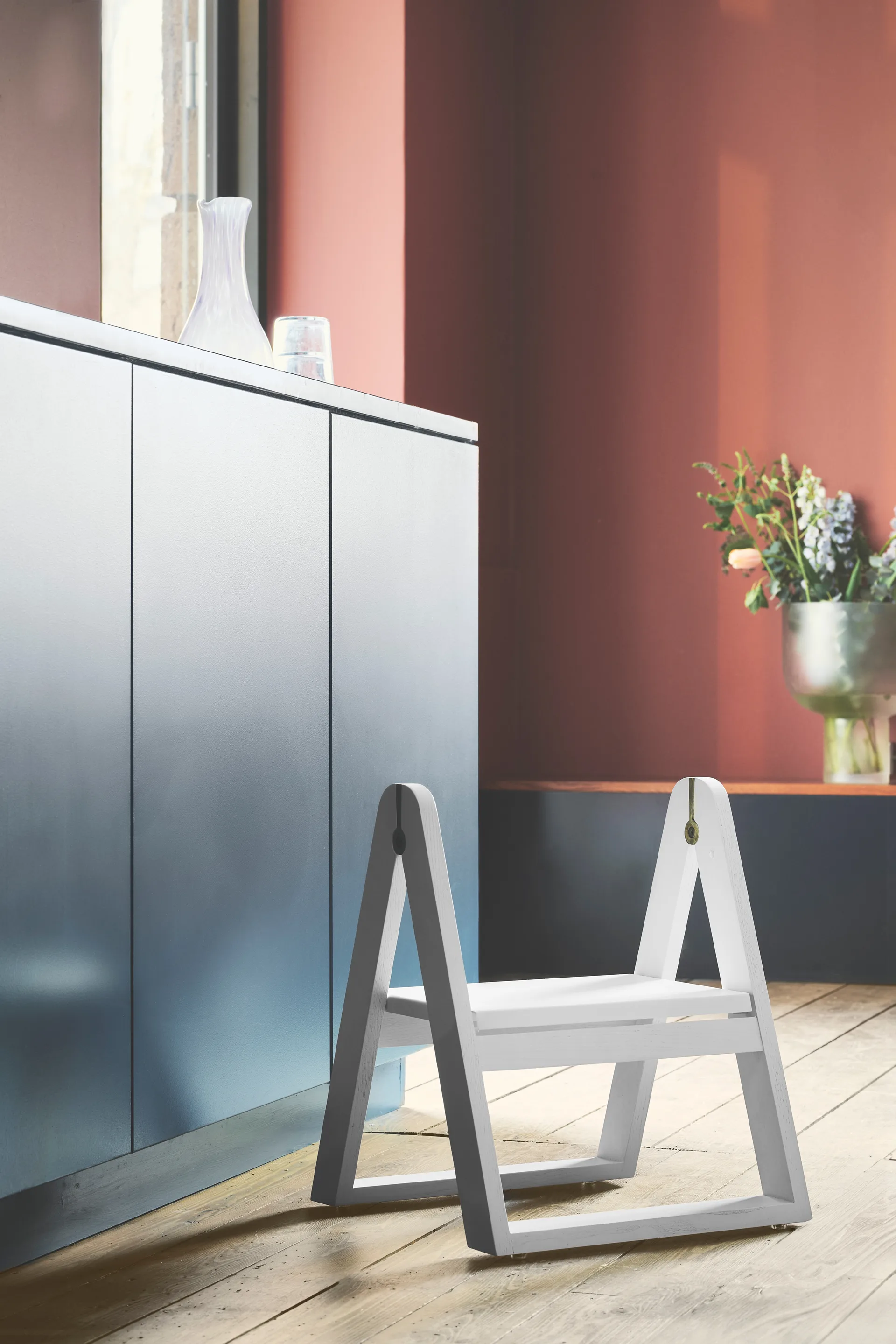 Reech Tritthocker, White Gejst