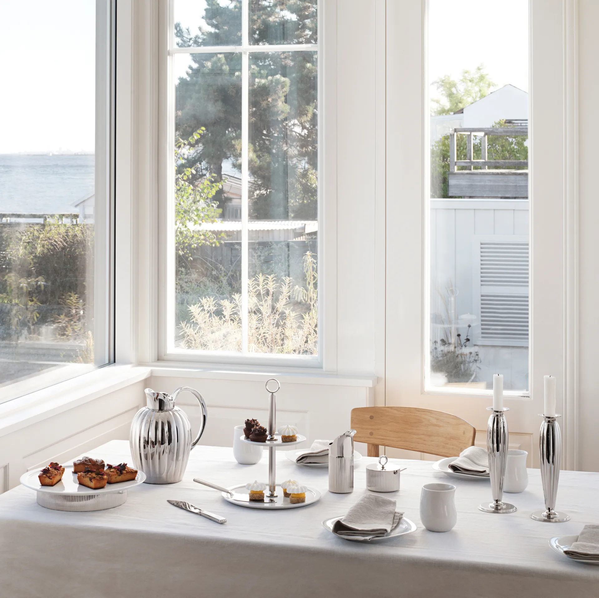 Bernadotte Thermoskanne pushlock, 1 l Georg Jensen