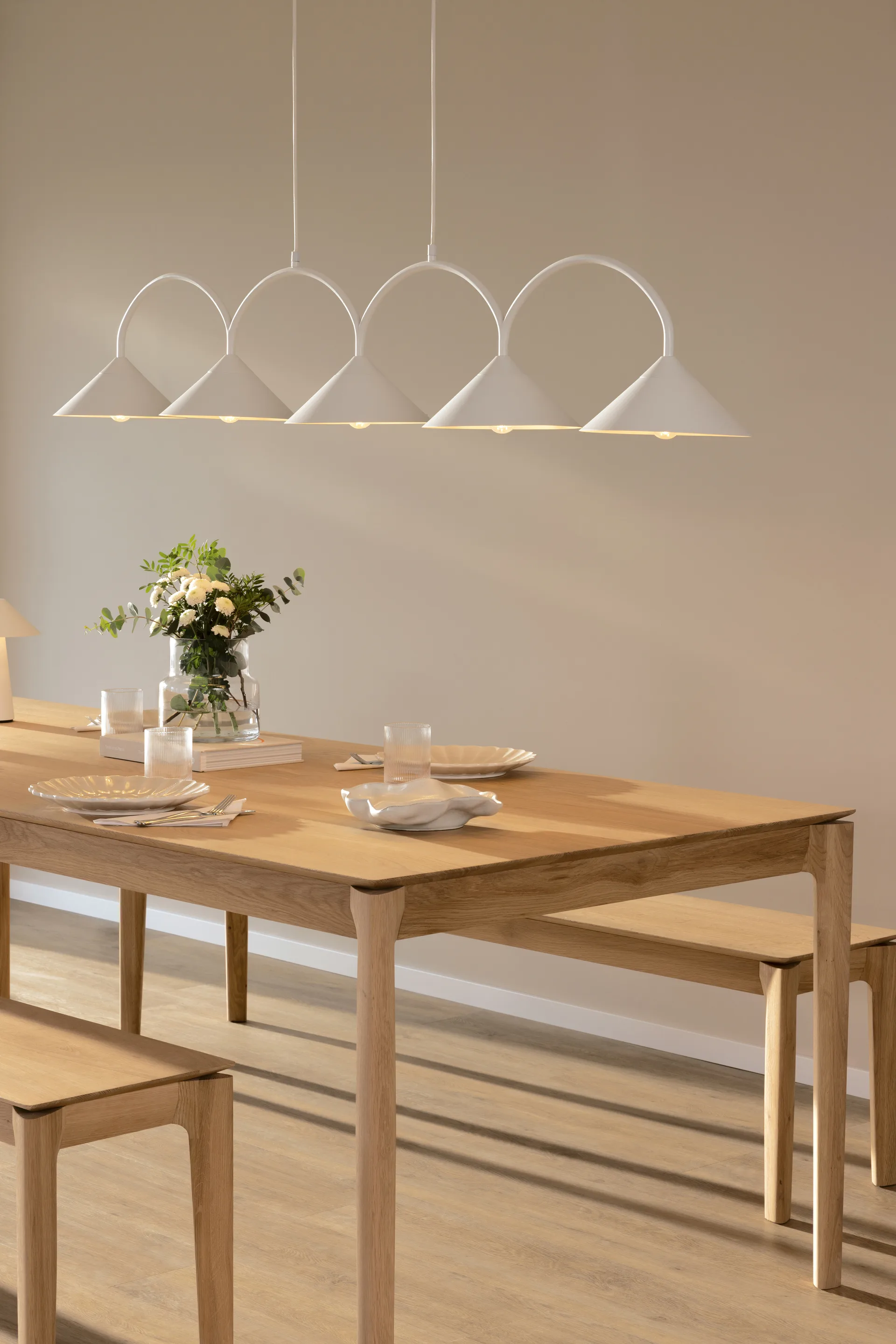 Curve Pendelleuchte 5, Weiß Globen Lighting