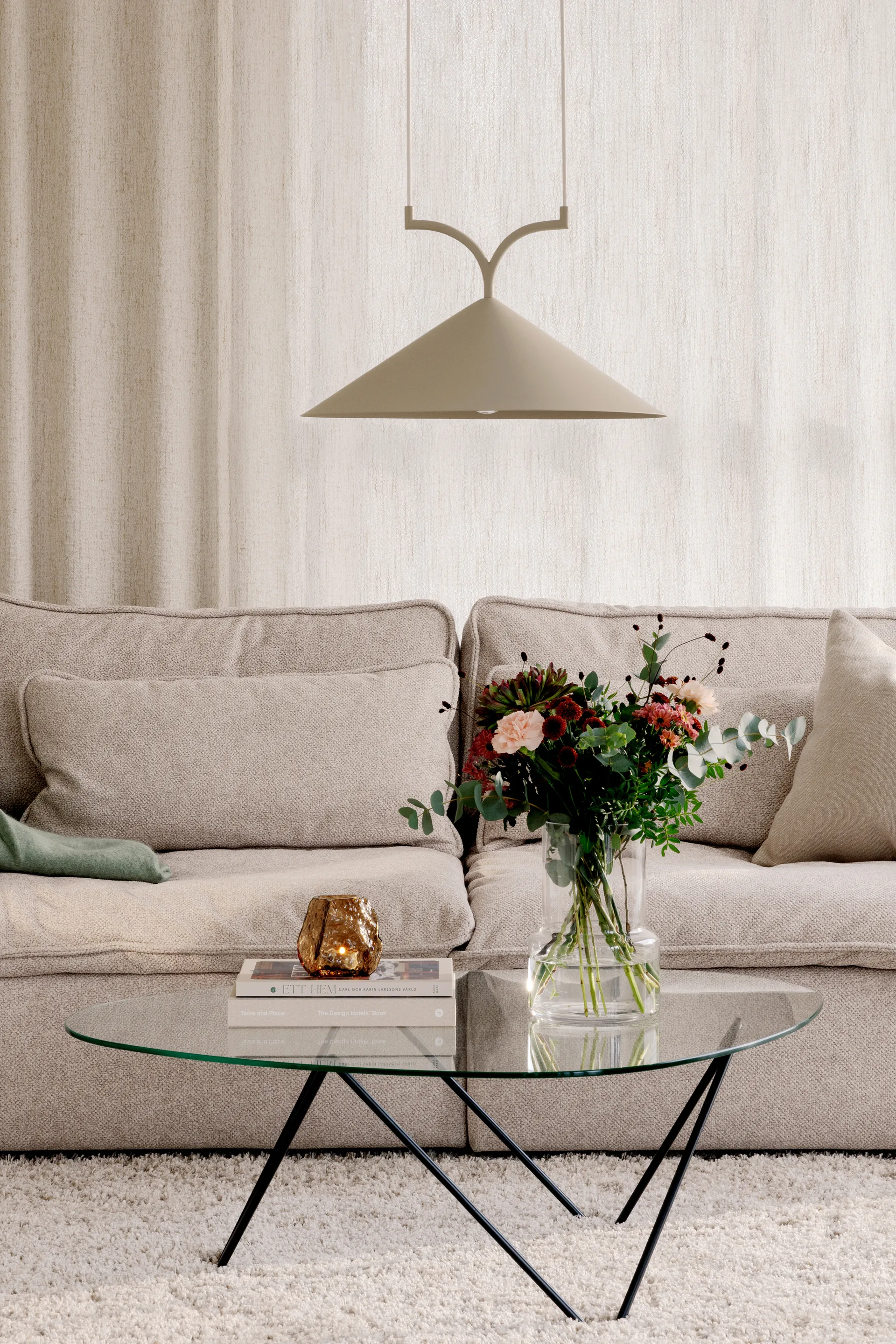 Curve Pendelleuchte 50, Beige Globen Lighting