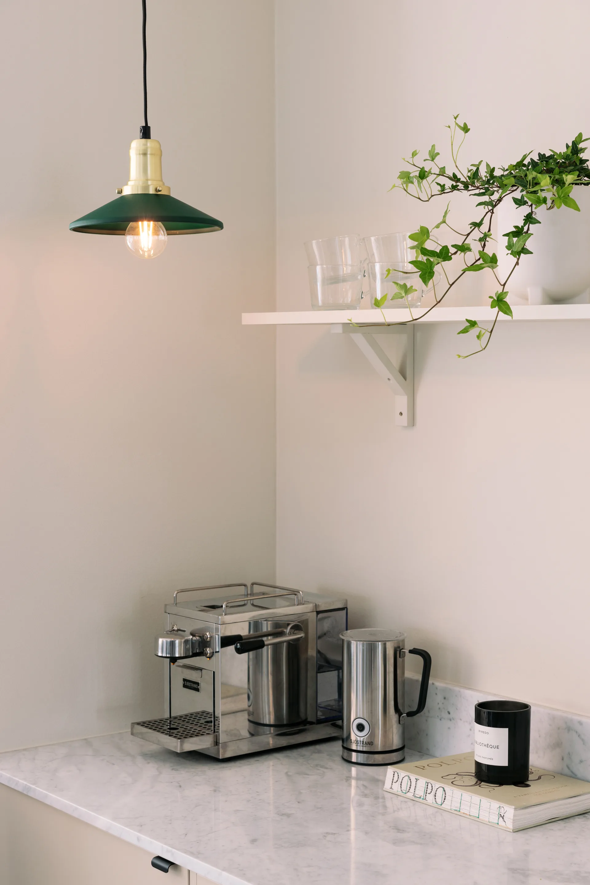 Disc Pendelleuchte mini, Grün Globen Lighting