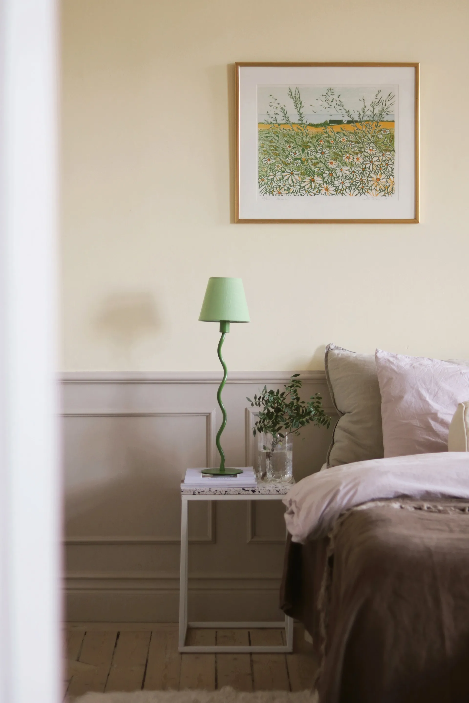 Twist 50 Tischleuchtenfuß, Grün Globen Lighting