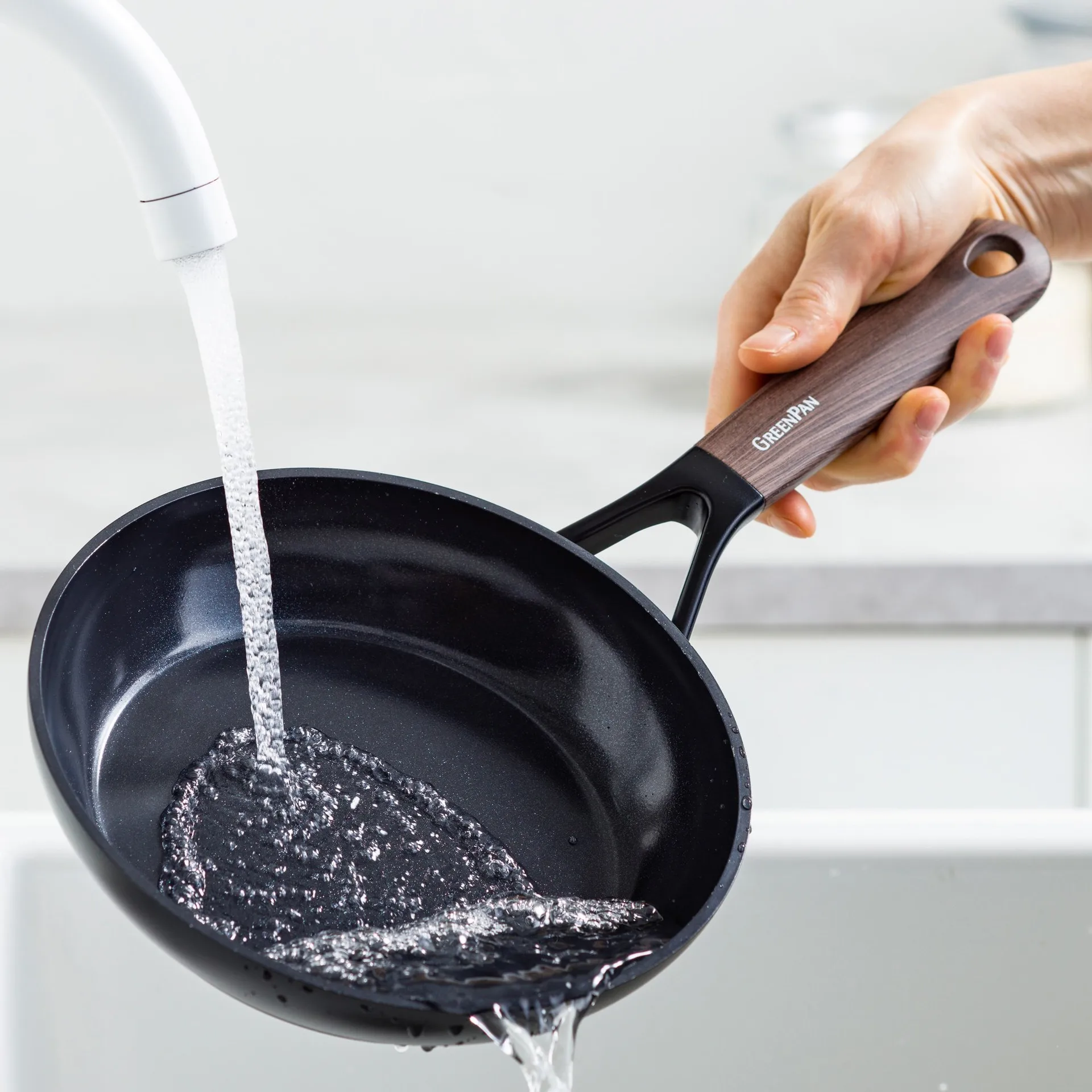 Eco Smartshape Pfanne 28 cm, Dark wood GreenPan