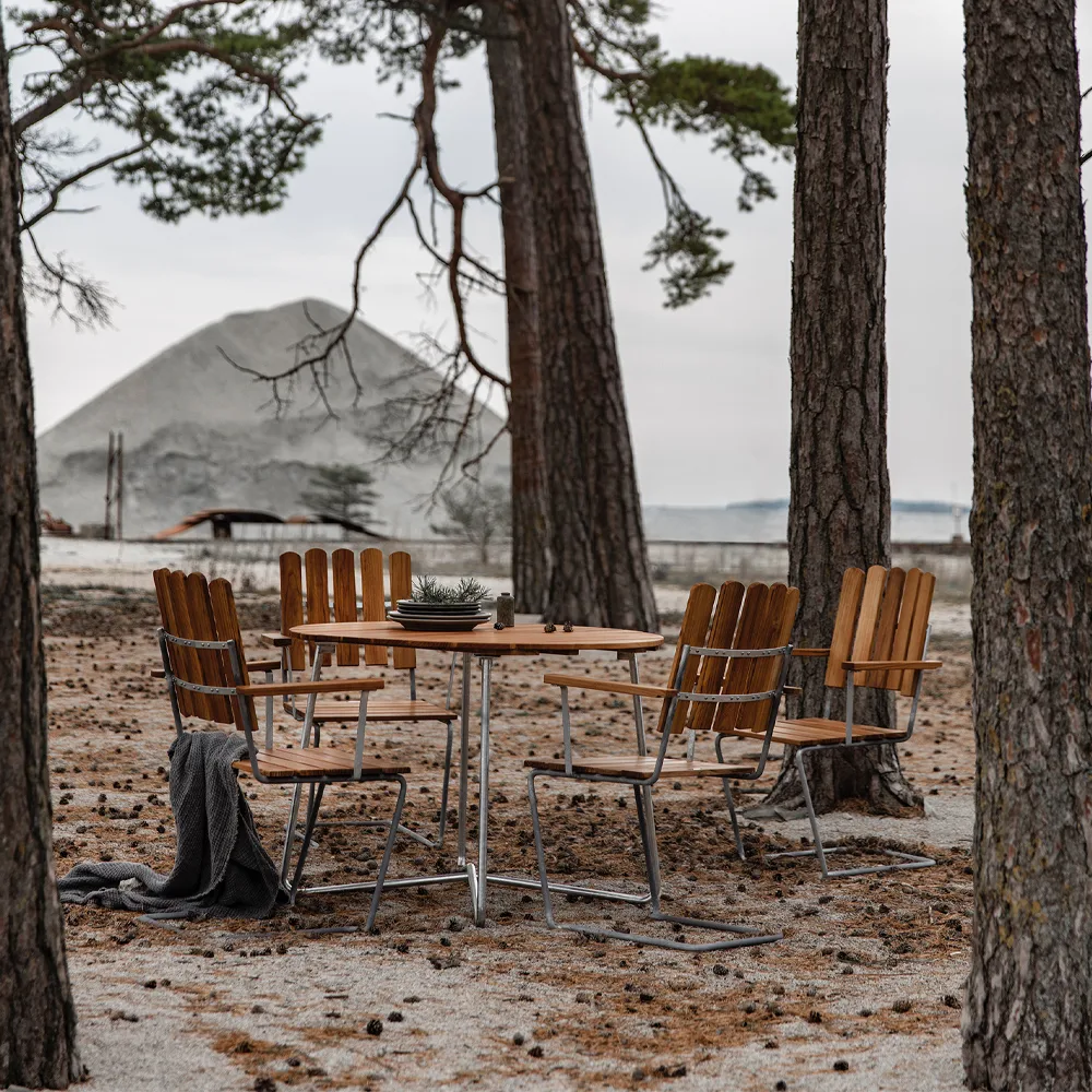 9A Esstisch, Teak-Gestell warmverzinkt Ø100 cm Grythyttan Stålmöbler