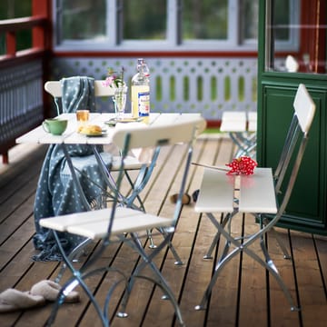 Biergarten-Stuhl - Eiche weiß lackiert, warmverzinkt - Grythyttan Stålmöbler