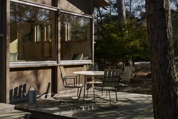 Grythyttan Möbelschutz - 9A Esstisch 100/120 cm + Stühle - Grythyttan Stålmöbler