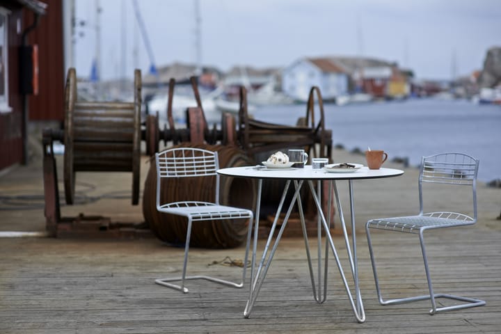 High Tech Tisch, ø90 cm - Weiß- Gestell warmverzinkt - Grythyttan Stålmöbler