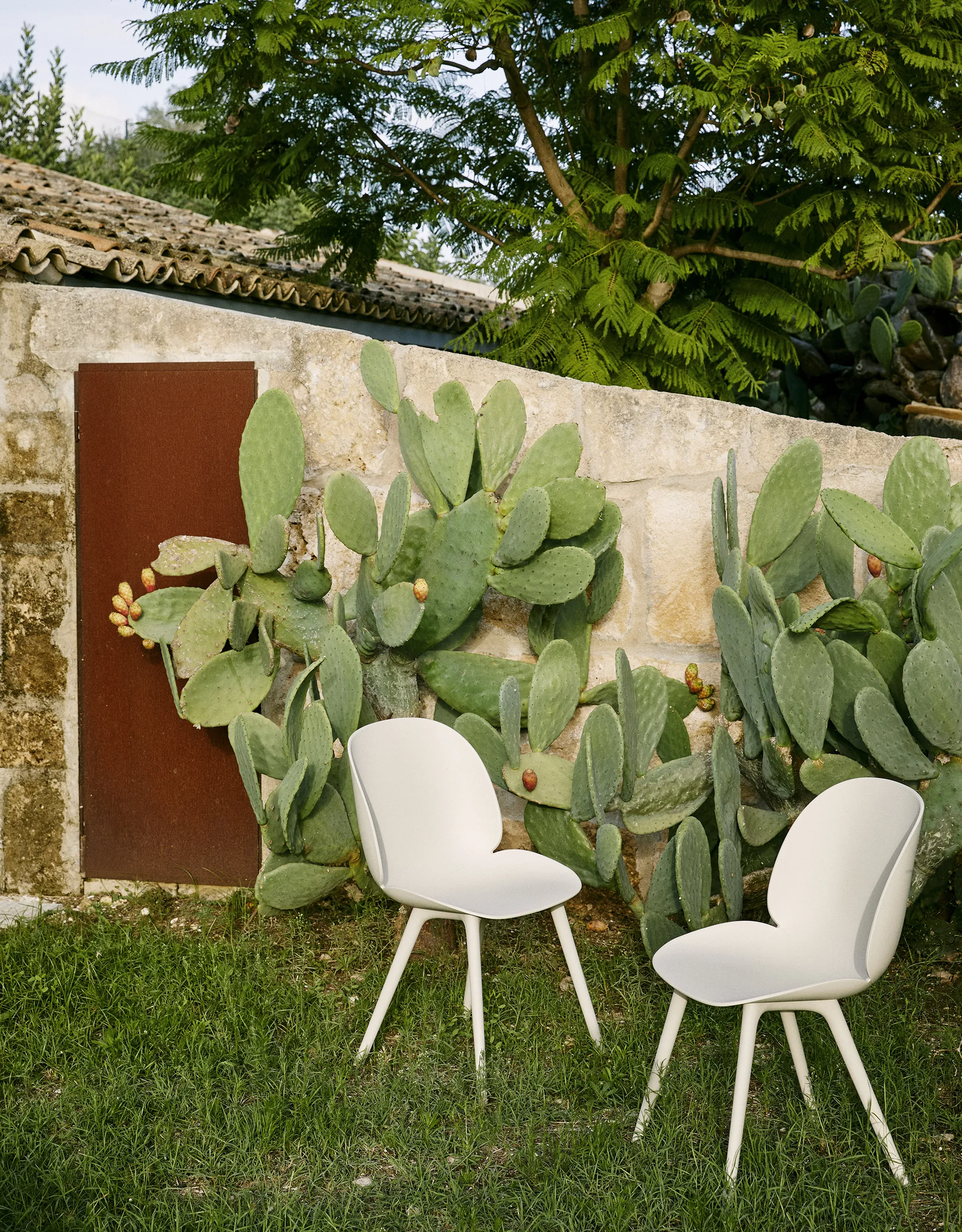 Beetle Dining Outdoor Stuhl, Alabaster white GUBI
