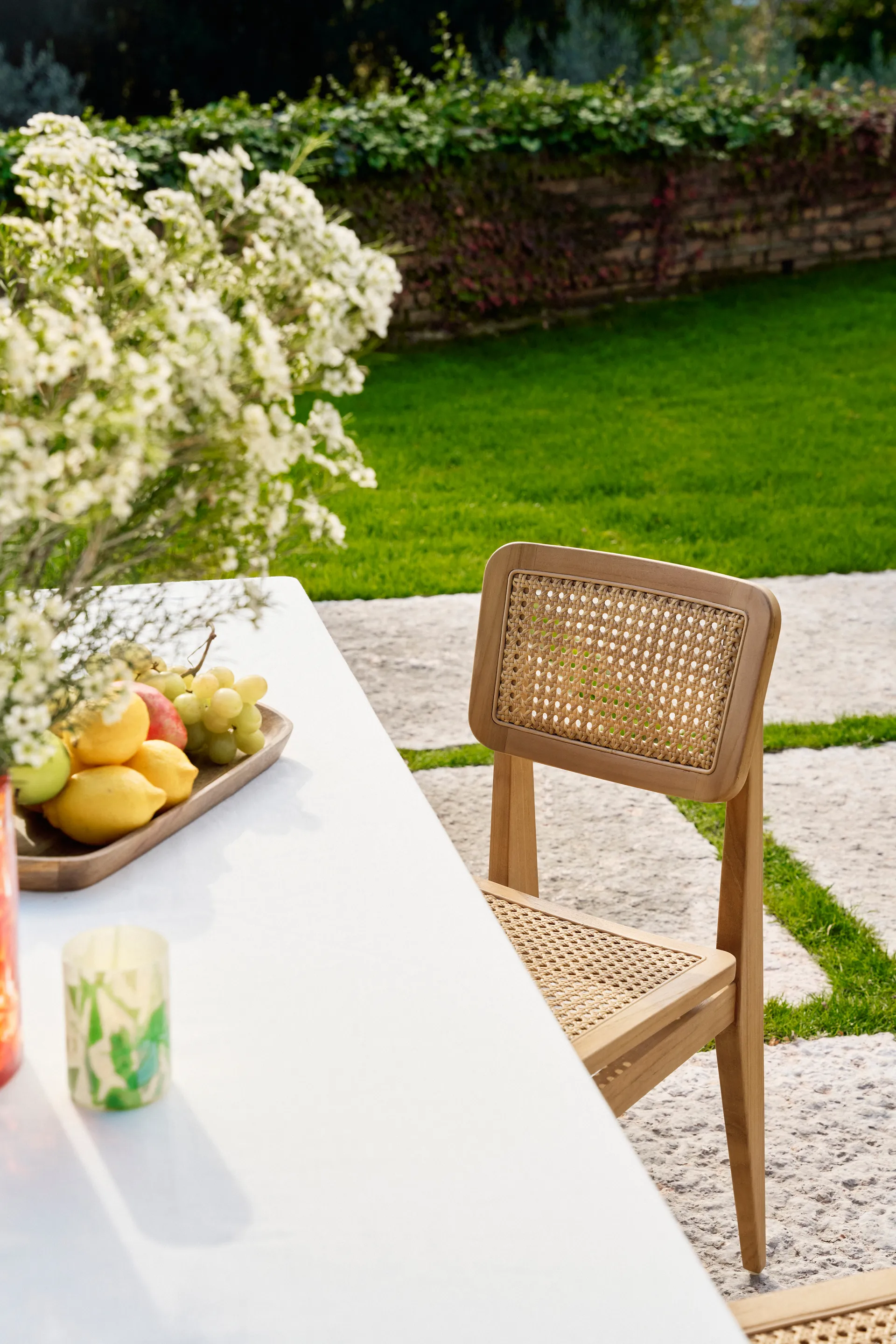 C-chair Outdoor Stuhl, All french cane-natural teak GUBI