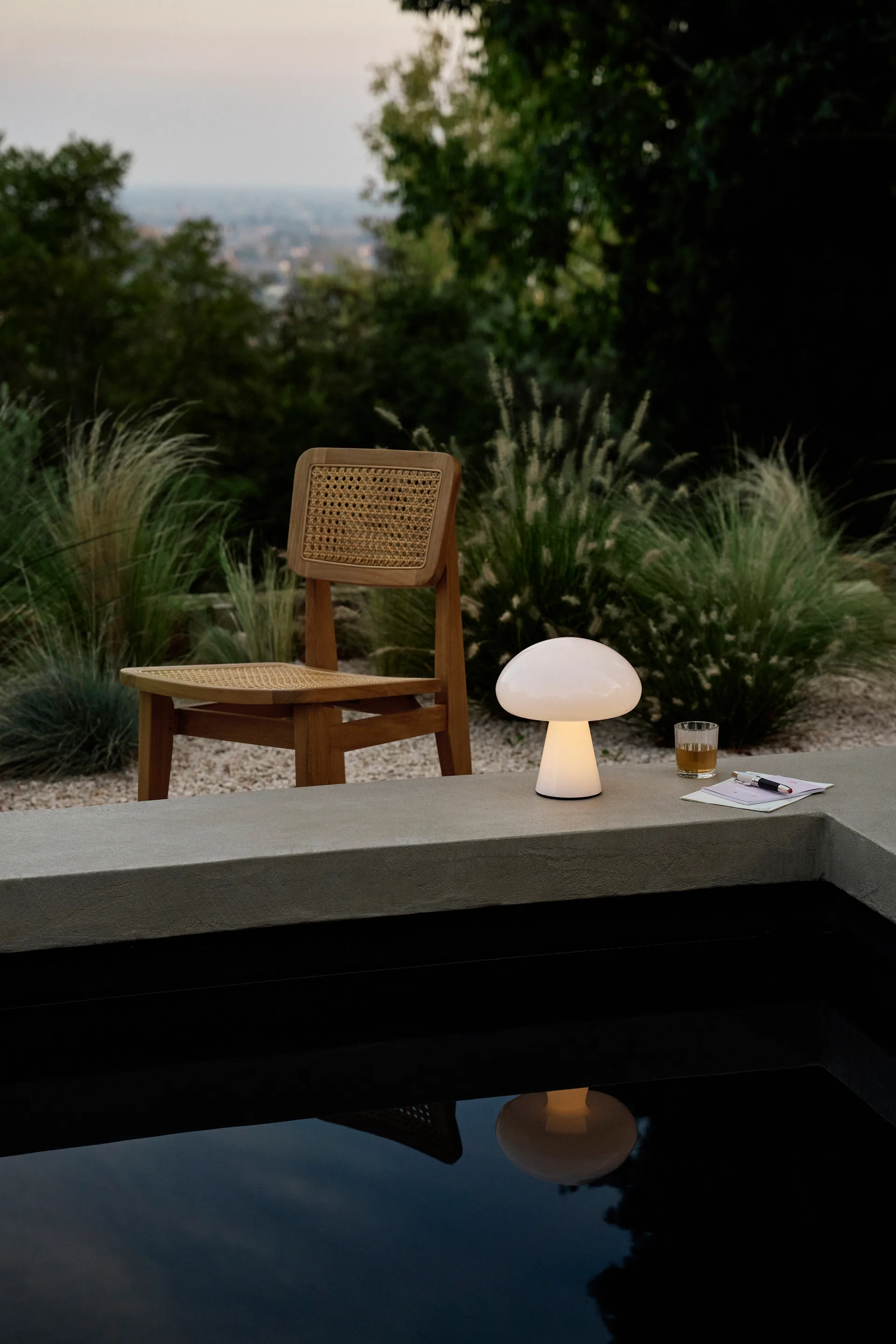 C-chair Outdoor Stuhl, All french cane-natural teak GUBI