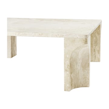 Doric Couchtisch 80 x 80 cm - Neutral-White-Travertine - GUBI