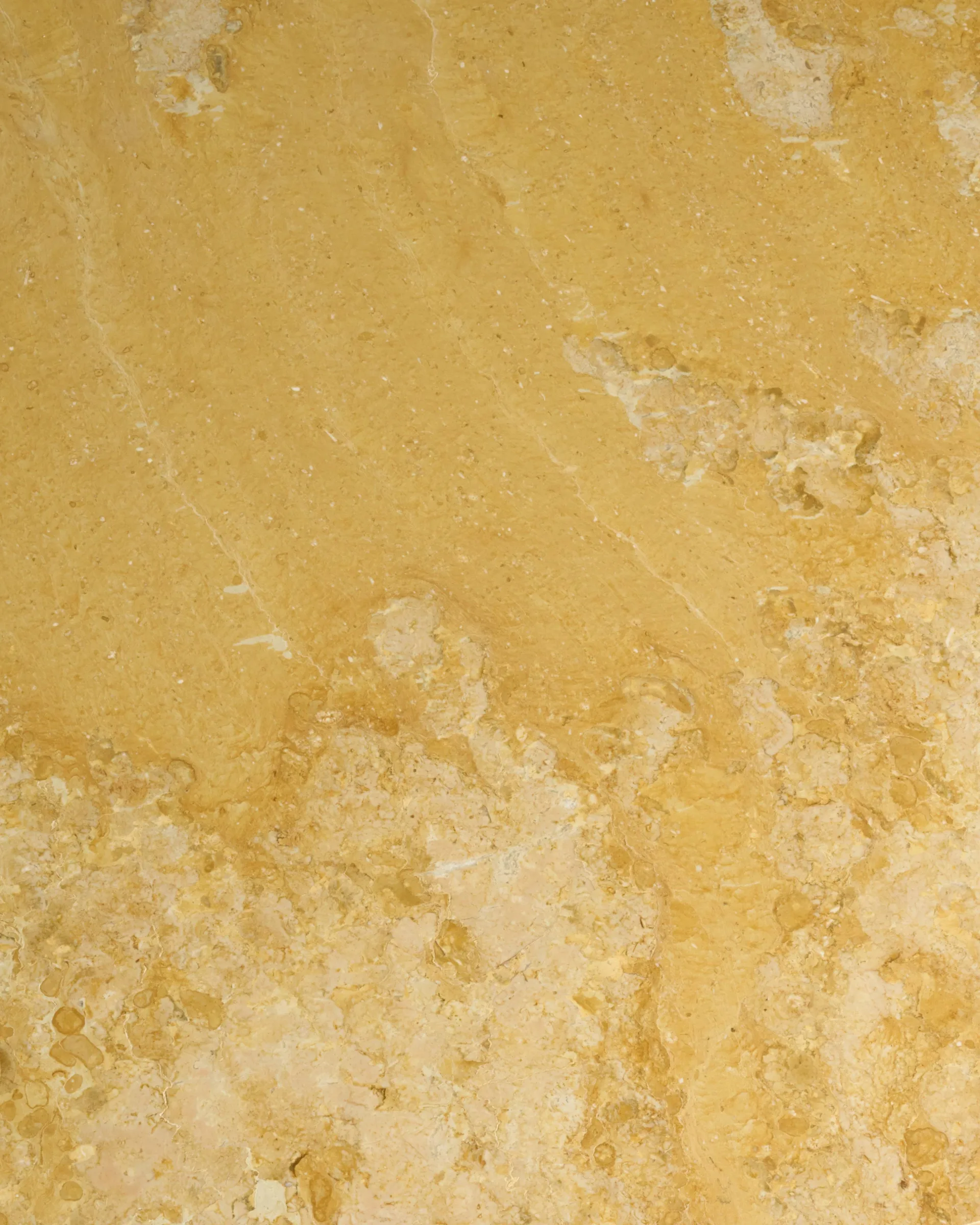 Doric Couchtisch, Honey Amber Marmor, 140x80 cm GUBI