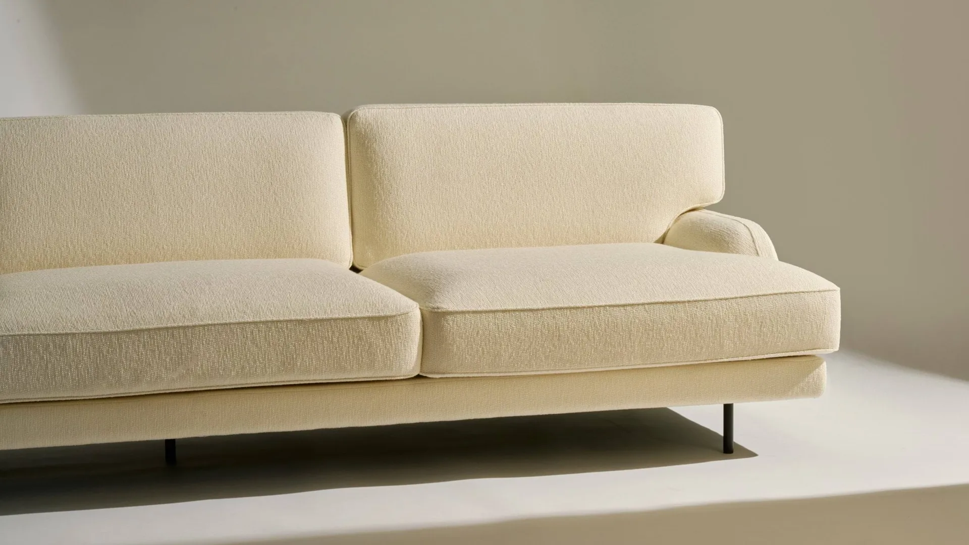 Flaneur Sofa 3-Sitzer, Bouclé-matt Schwarz GUBI
