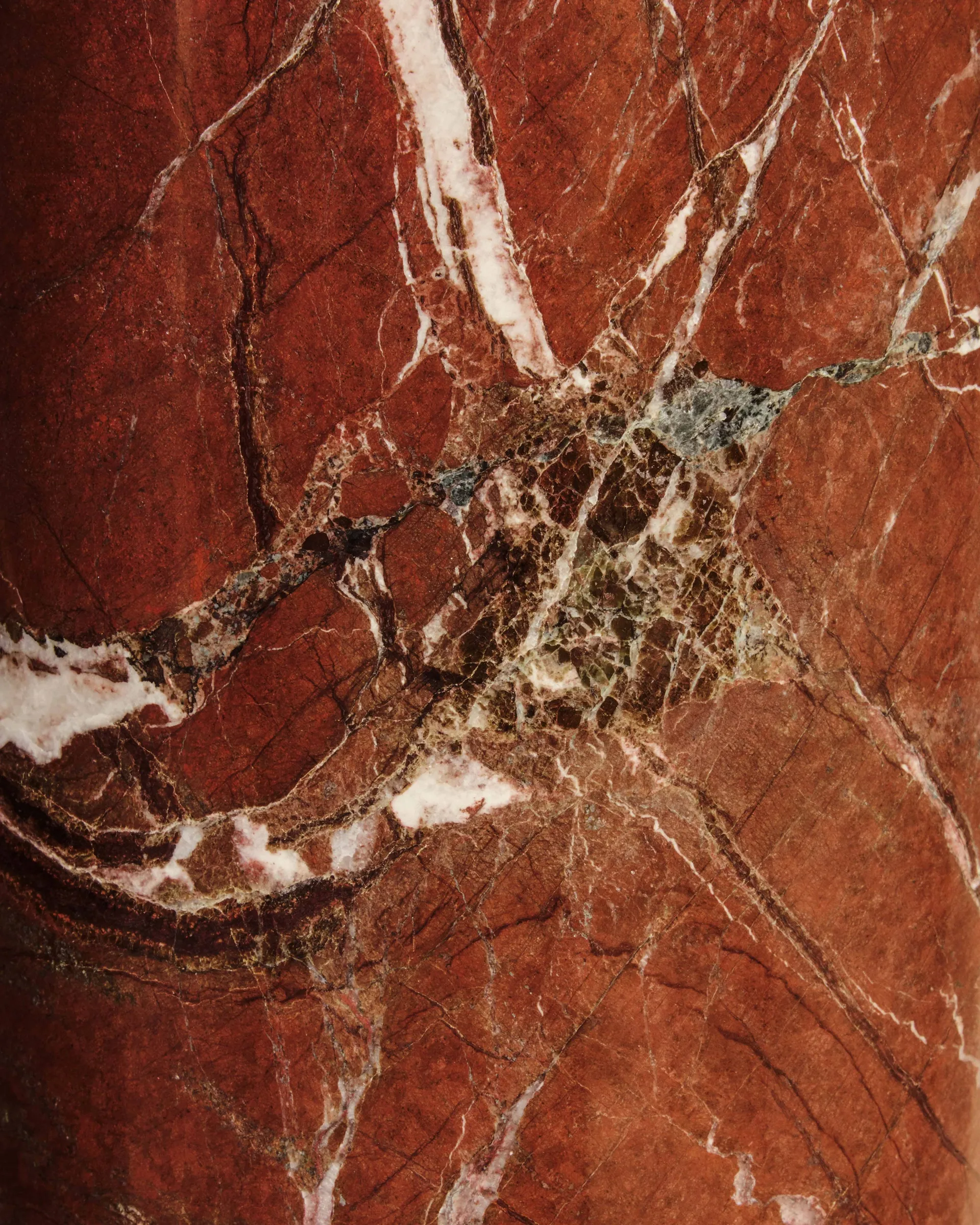 Gravity S Tischleuchte, Maroon marble-white GUBI