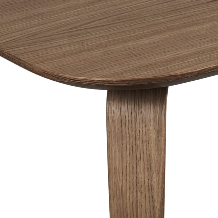 Gubi rechteckiger Esstisch - Walnut - GUBI