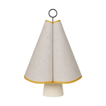Hornbæk tragbare Tischlampe - Poppy yellow - GUBI