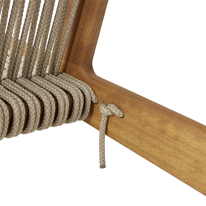 MR01 Initial outdoor lounge chair - Geöltes Irokoholz - Gubi
