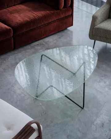 Pedrera Couchtisch - Schwarz semimatt-Strukturglas transparent - GUBI
