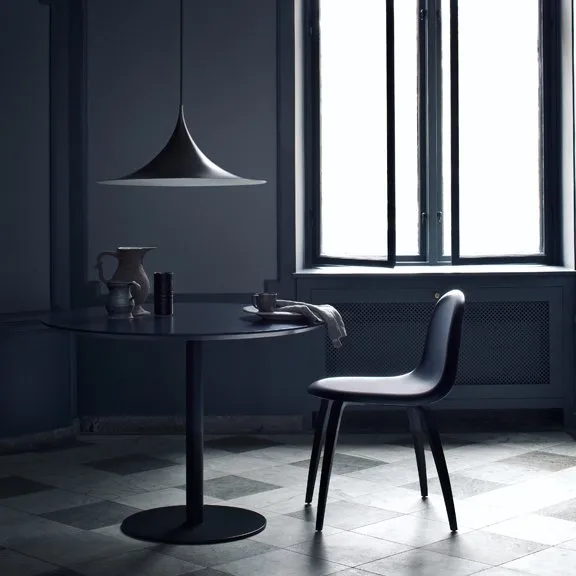 Semi Pendelleuchte Ø 47cm, Black semi matt GUBI