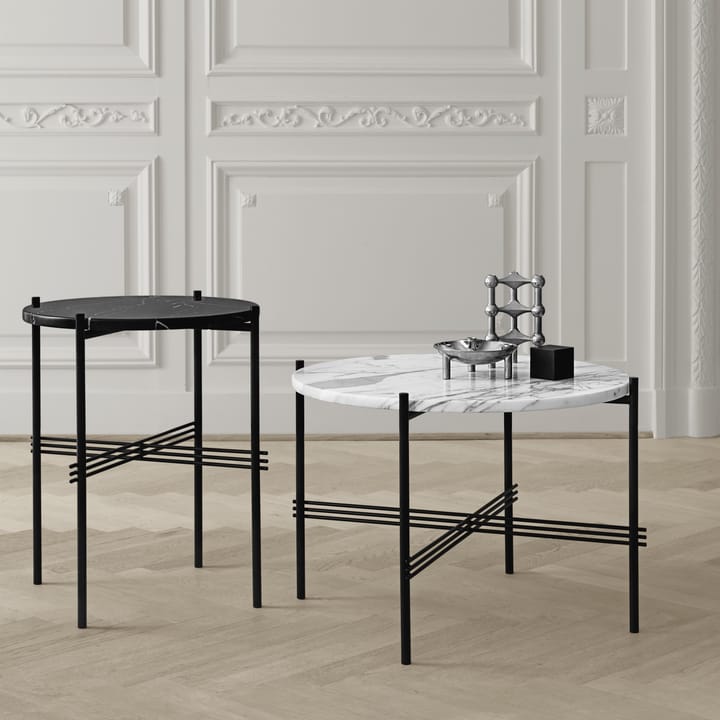TS Tisch schwarze Beine Ø 40cm - Schwarzer Marmor - GUBI