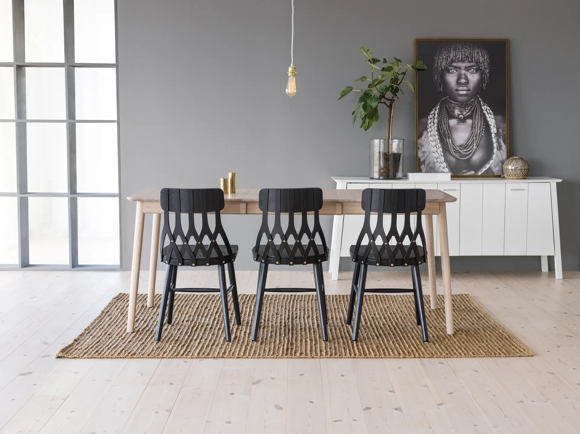 Y5 Stuhl, Eschenholz schwarz gebeizt Hans K