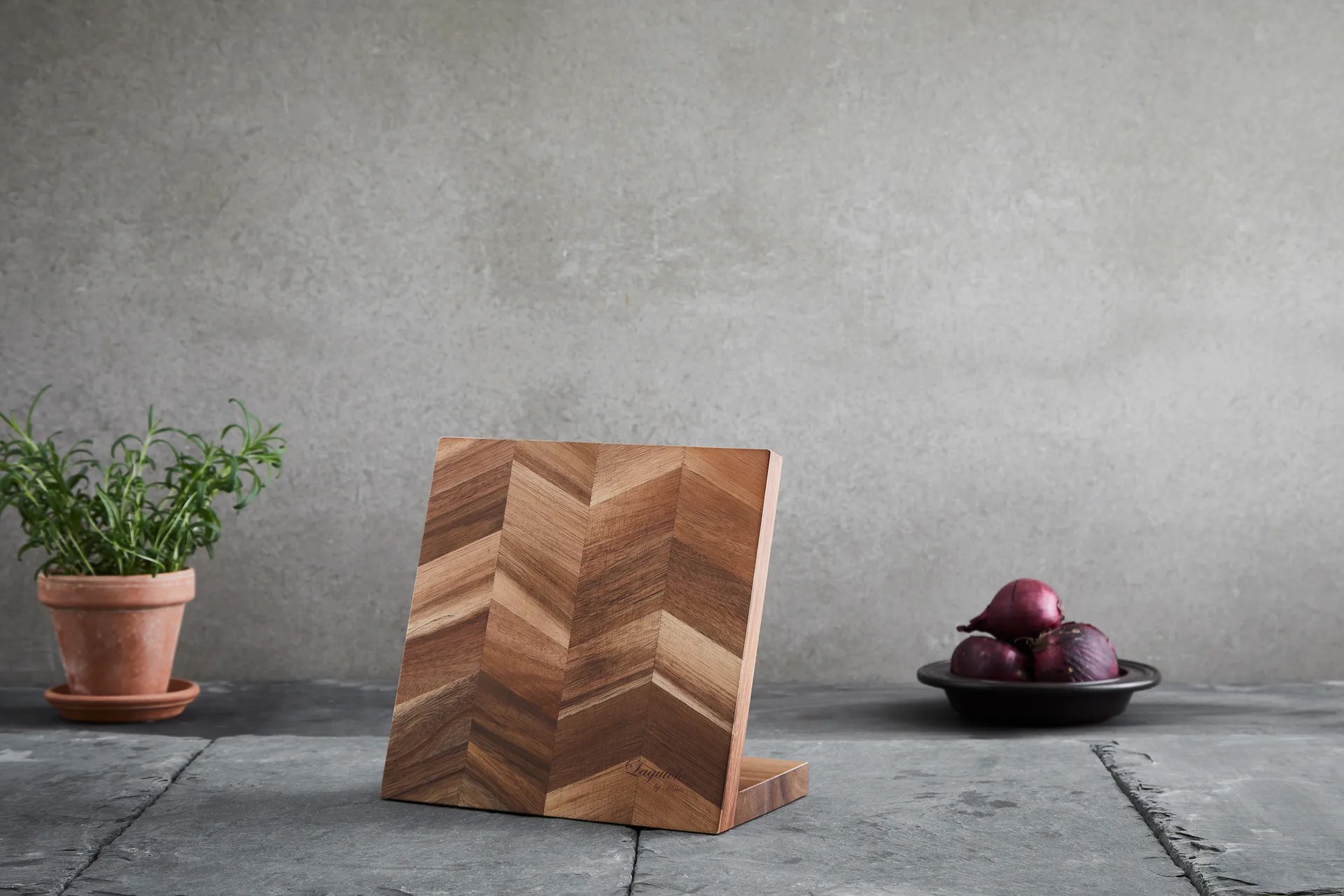 Laguiole By Hâws magnetisches Messerblock 22,6x19,5 cm, Acacia Hâws